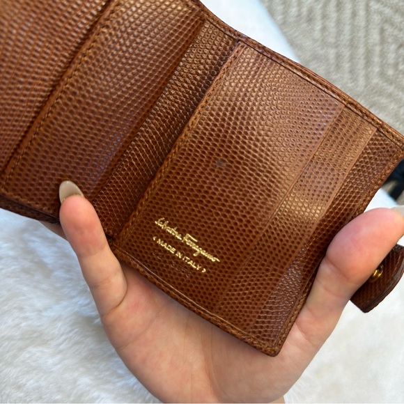 Salvatore Ferragamo Vintage Brown Lizard Embossed Leather Wallet - Picture 11 of 17